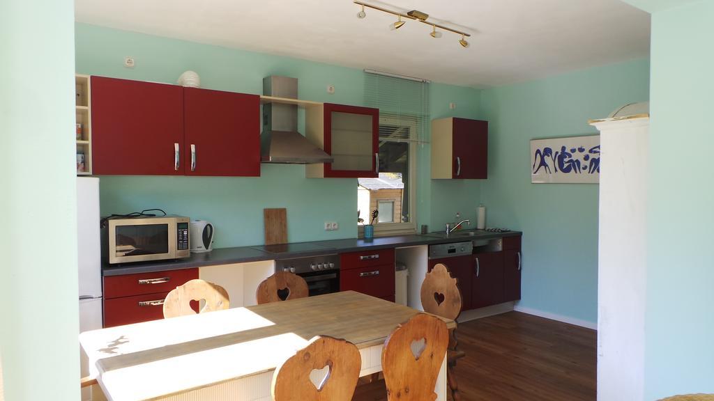 Yeti Lux - Art Appartement Garmisch-Partenkirchen Room photo
