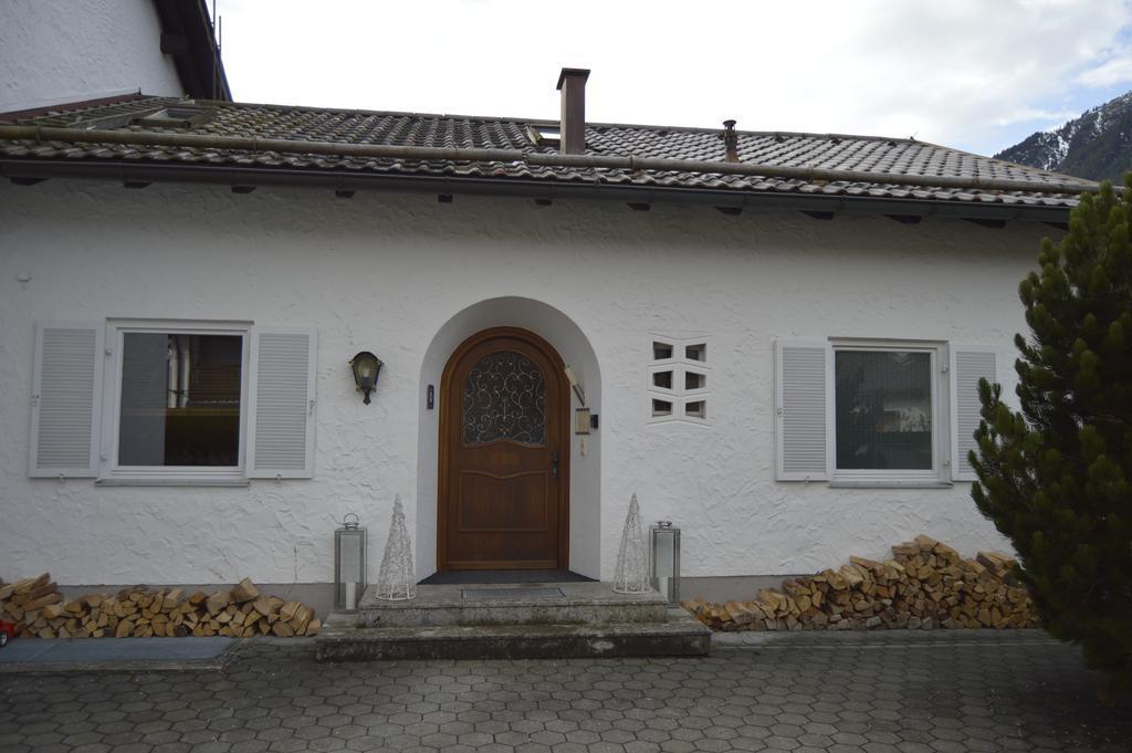 Yeti Lux - Art Appartement Garmisch-Partenkirchen Exterior photo